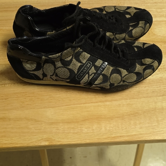 Coach Black and Tan Sneakers - Picture 6 of 7